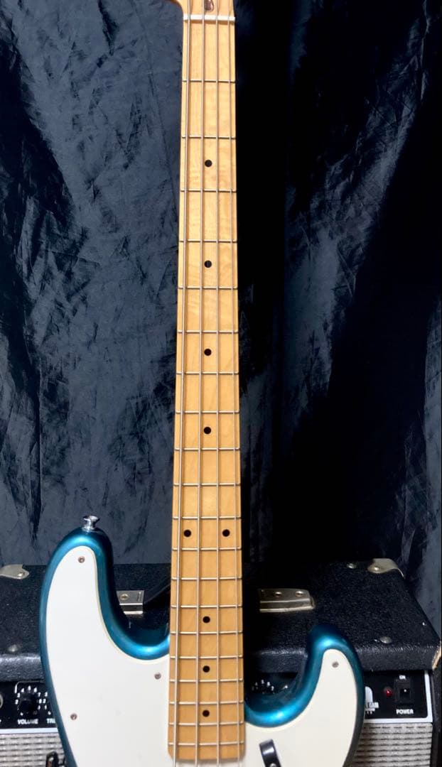 Squier Precision Bass 初期LPB 希少カラー美品 カスタム
