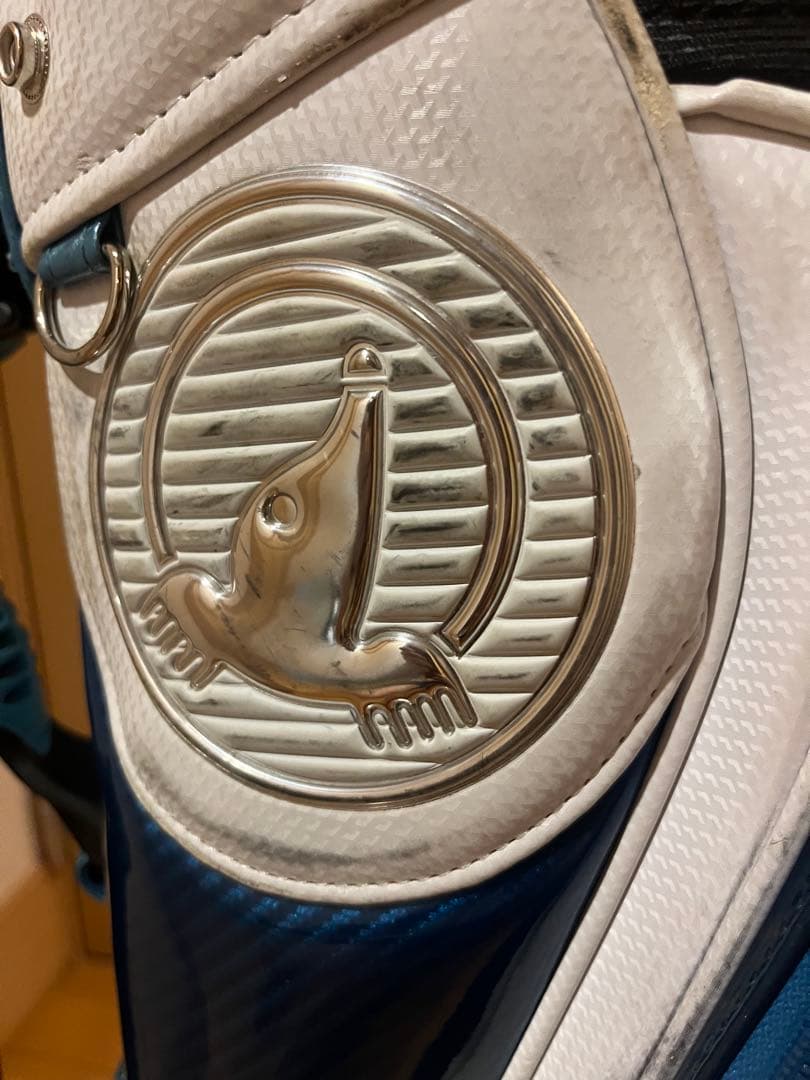 HONMA TOUR WORLD キャディバッグ