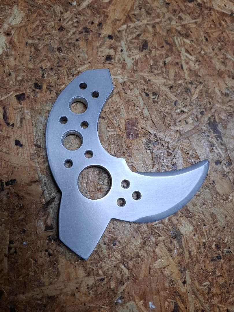 カランビット　57