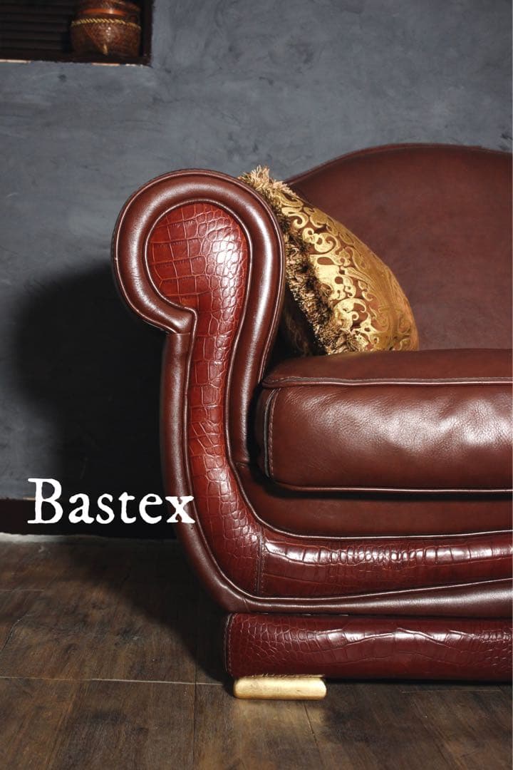 首都圏送無料〜BASTEXイタリア　アンティーク　超一流　ソファ 総本革＋ワニ革