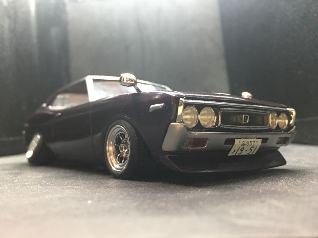旧車プラモデル完成品C１３０ローレル1／２４