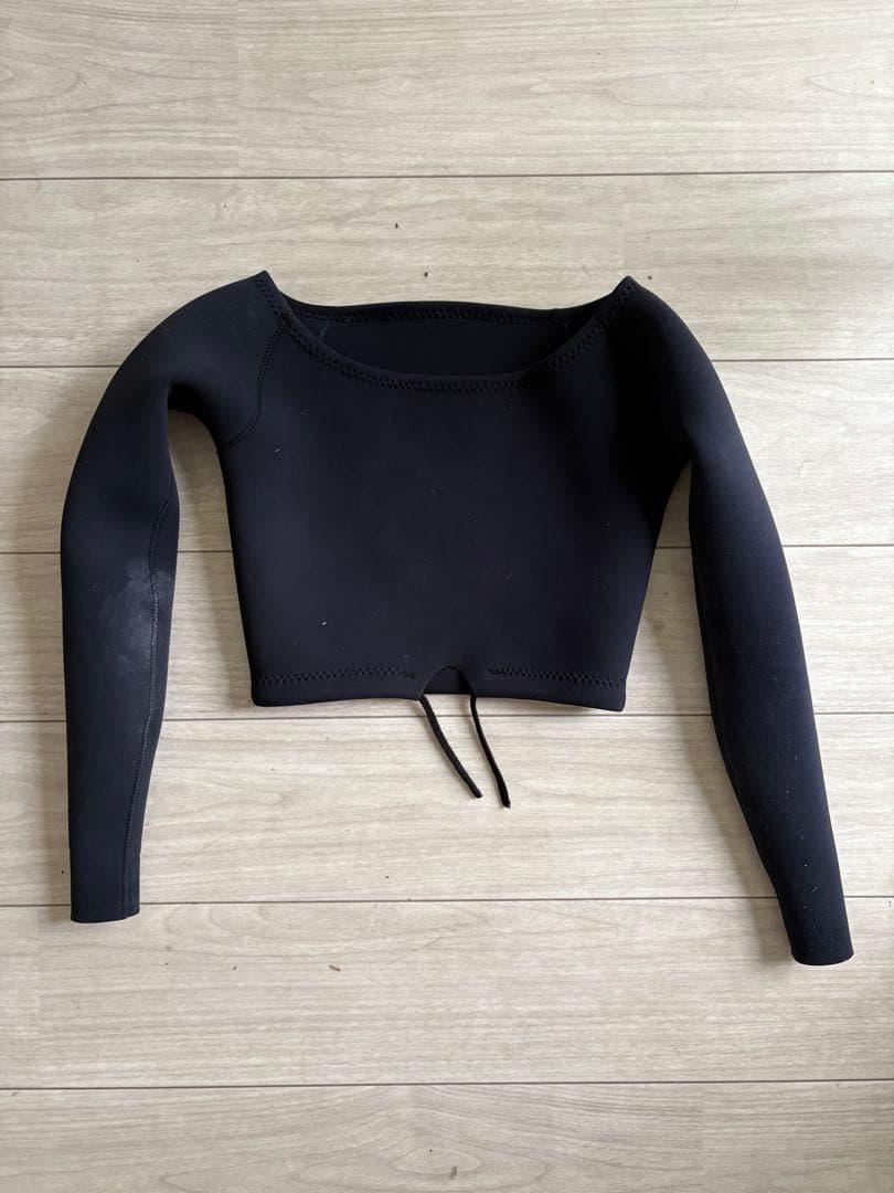 mariawetswuit タッパー