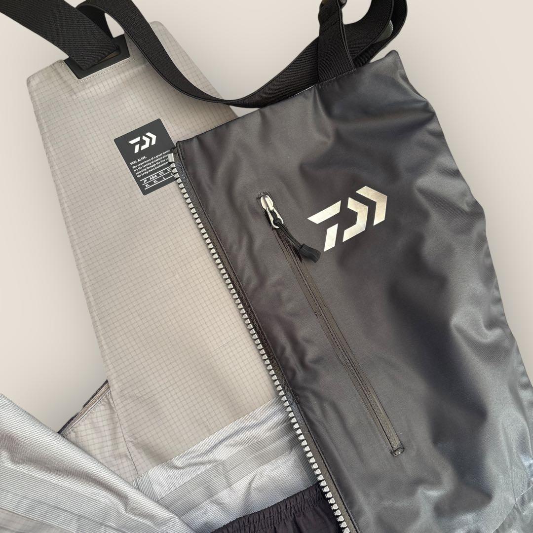新品タグ付き⭐︎DAIWA DR-2623P ストラムビブパンツ⭐︎