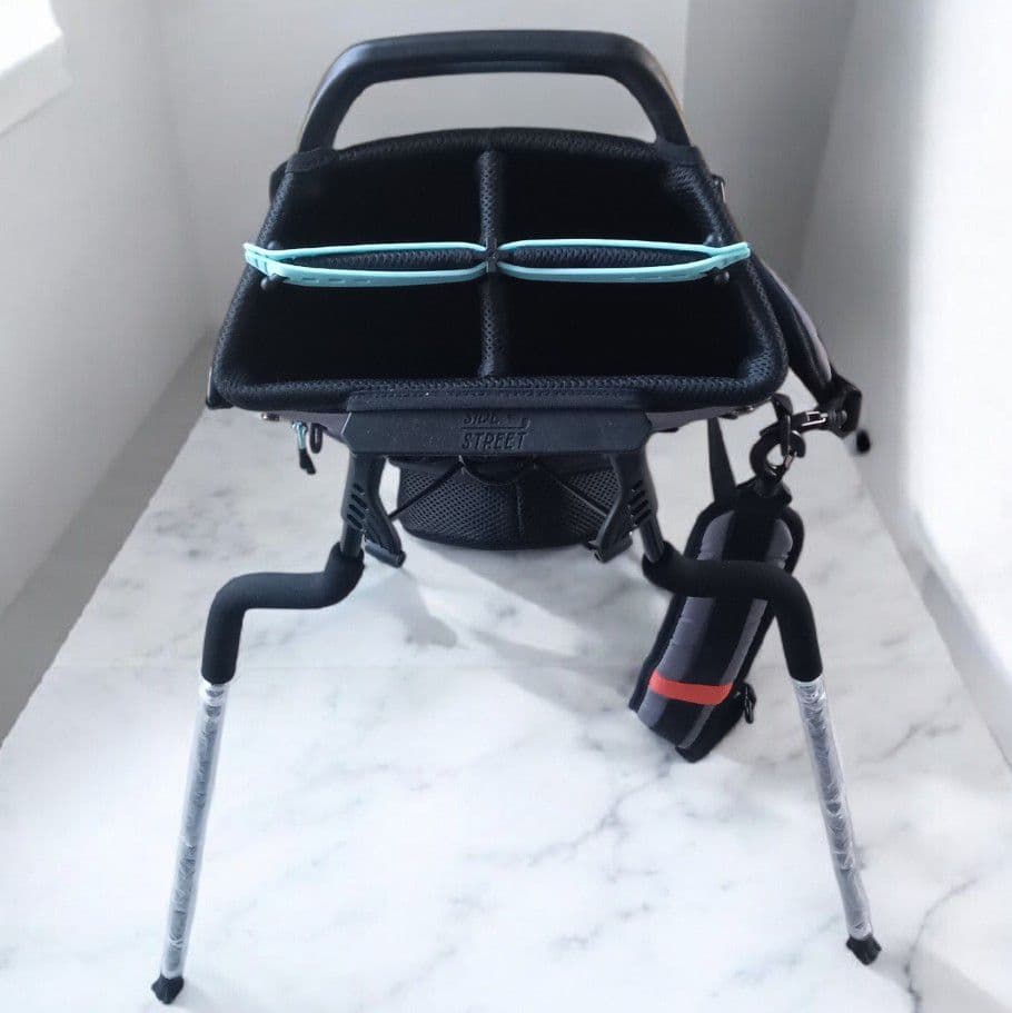 ■The Back9 Golf Backpack■車以外で練習に行ける！