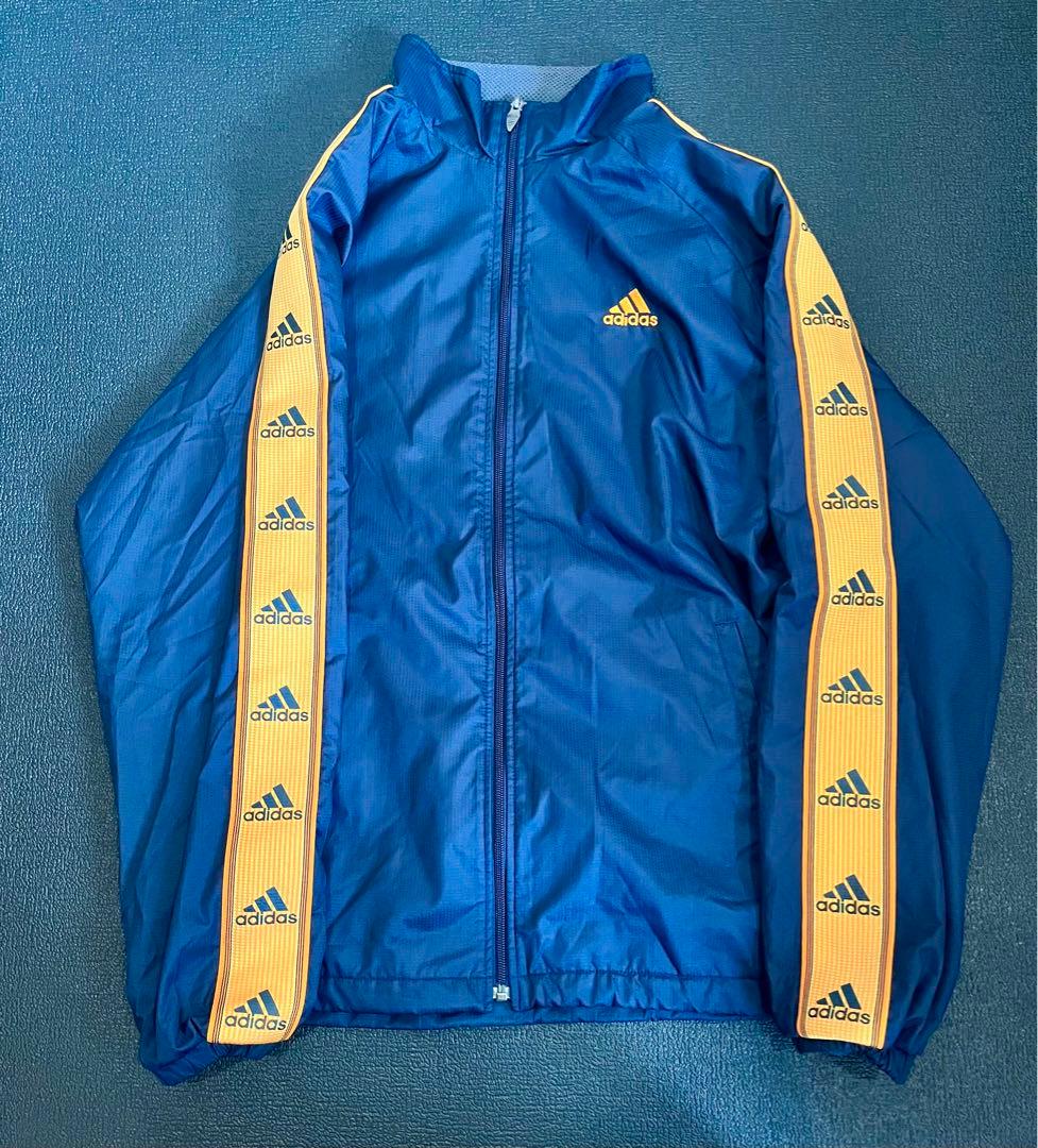 adidas 万国旗タグ　 パフォーマンスロゴライン ナイロンセットアップ