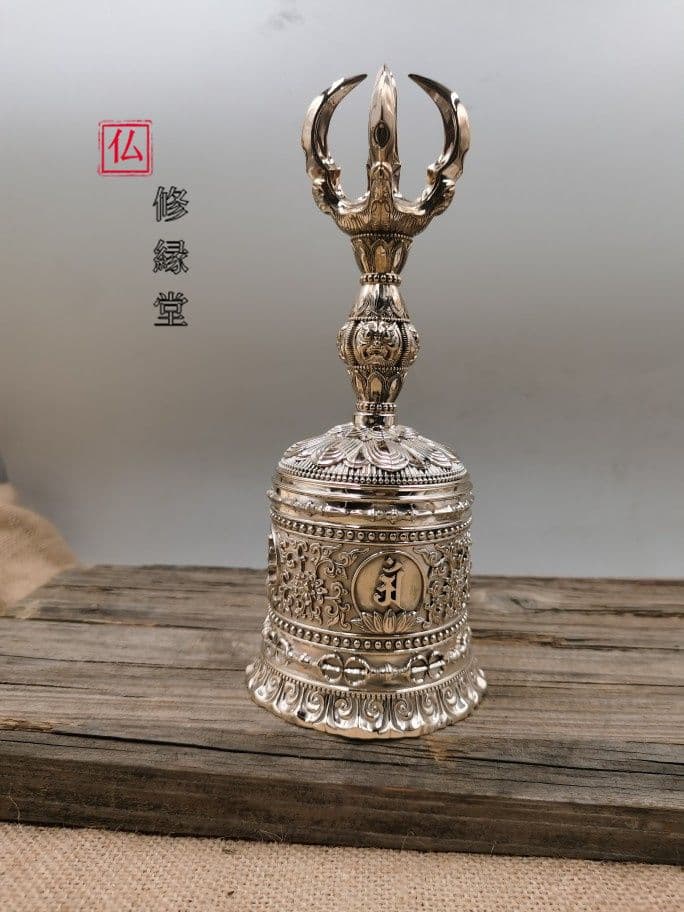 【修縁堂】五鈷金剛鈴 法器 仏具 鬼面の鈴 鐘 金剛杵 密教法具 仏教工芸品