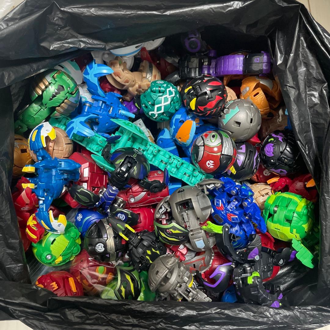 爆丸 ヘリオス ドラゴノイド 他 90個 まとめ売り