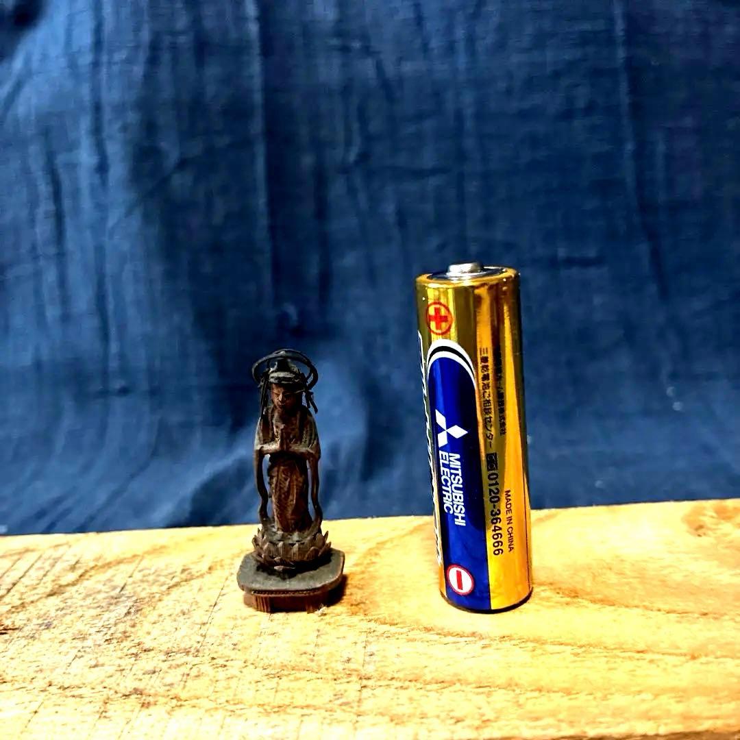 小さな　小さな合掌木彫り仏　極小木彫り仏　江戸時代