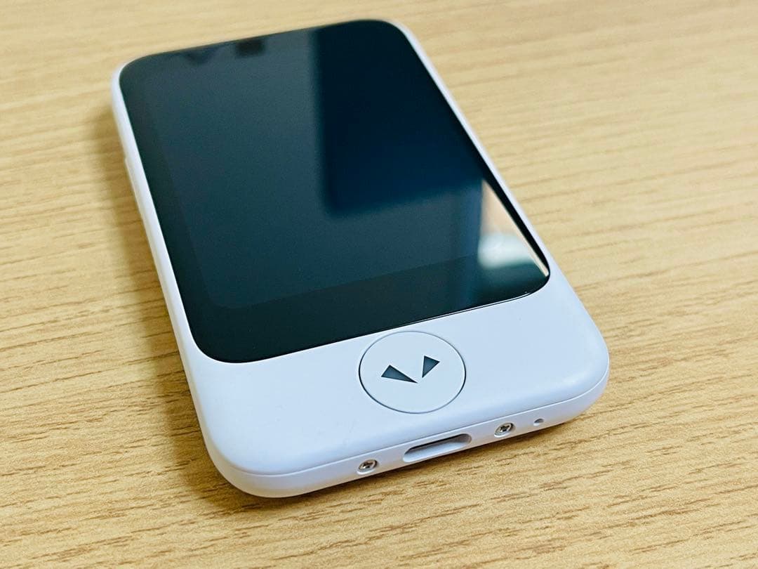 【極美品】POCKETALK（ポケトーク） S2 翻訳機 ホワイト　PTS2-W