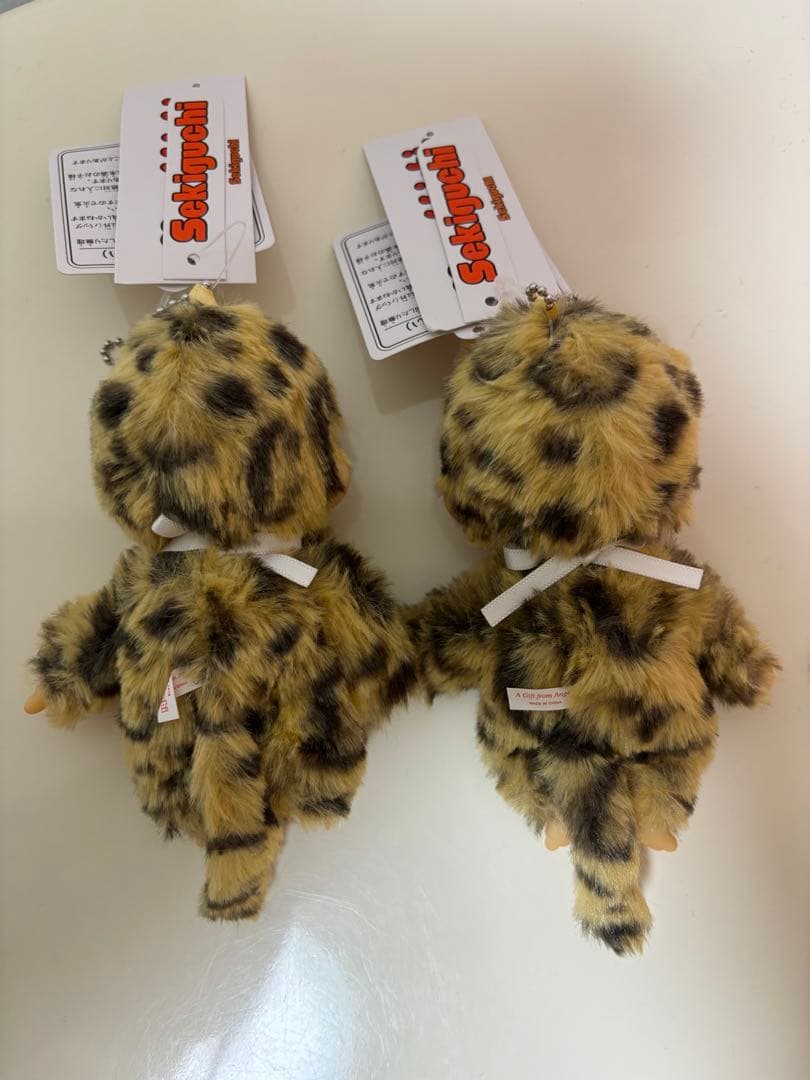 モンチッチcolorsヒョウ柄キーチェーン2体セット