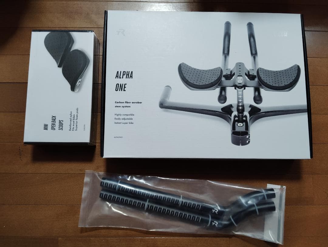 Alpha One カーボンバーとステムのコンボシステム