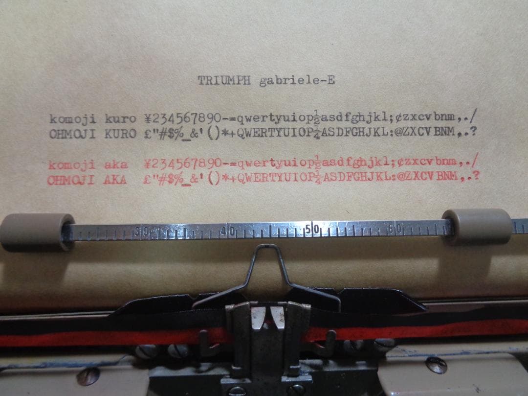 完動品 TRIUMPH gabriele-E タイプライター タイピストモデル