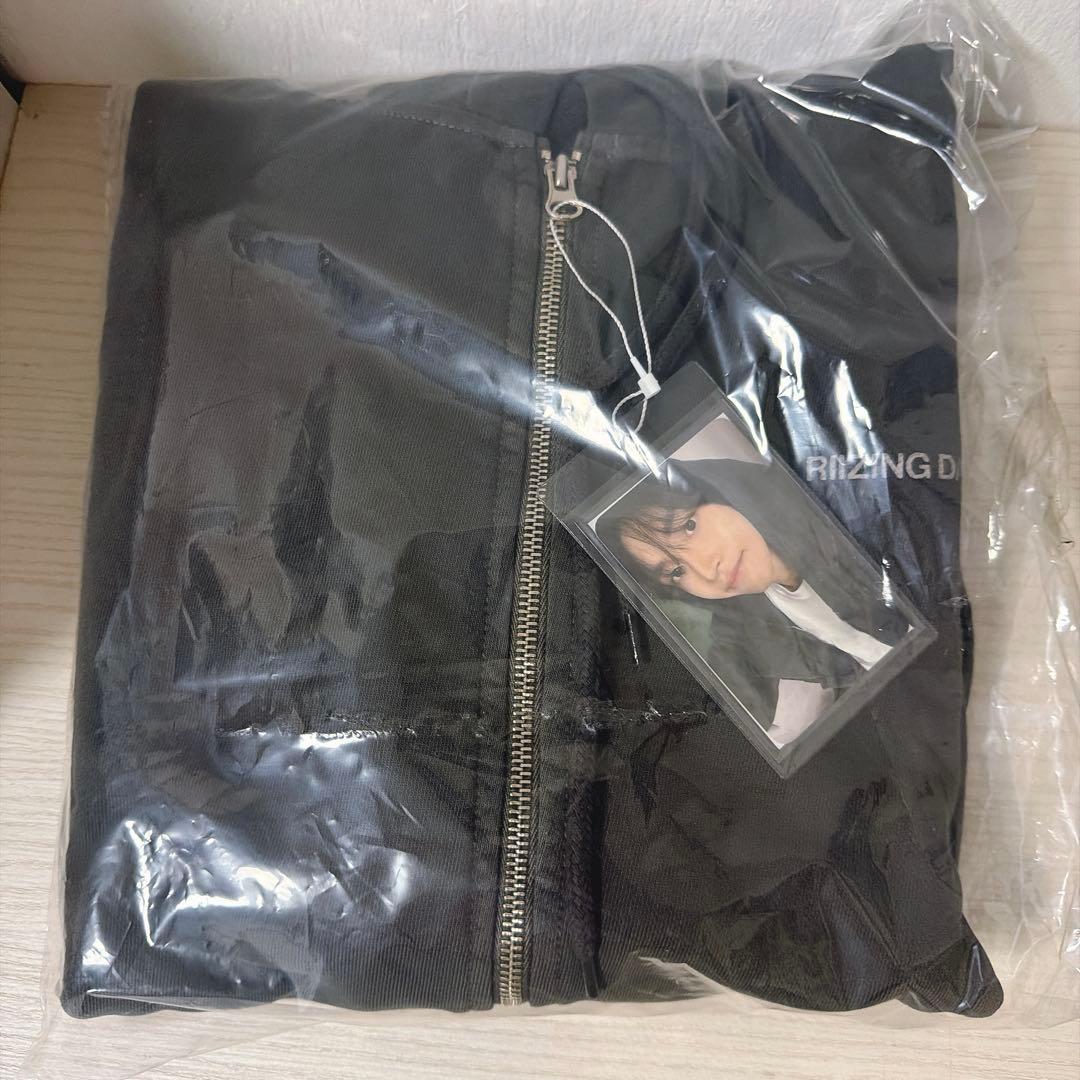 RIIZING DAY FINALE　ZIP-UP HOODIE ウォンビン