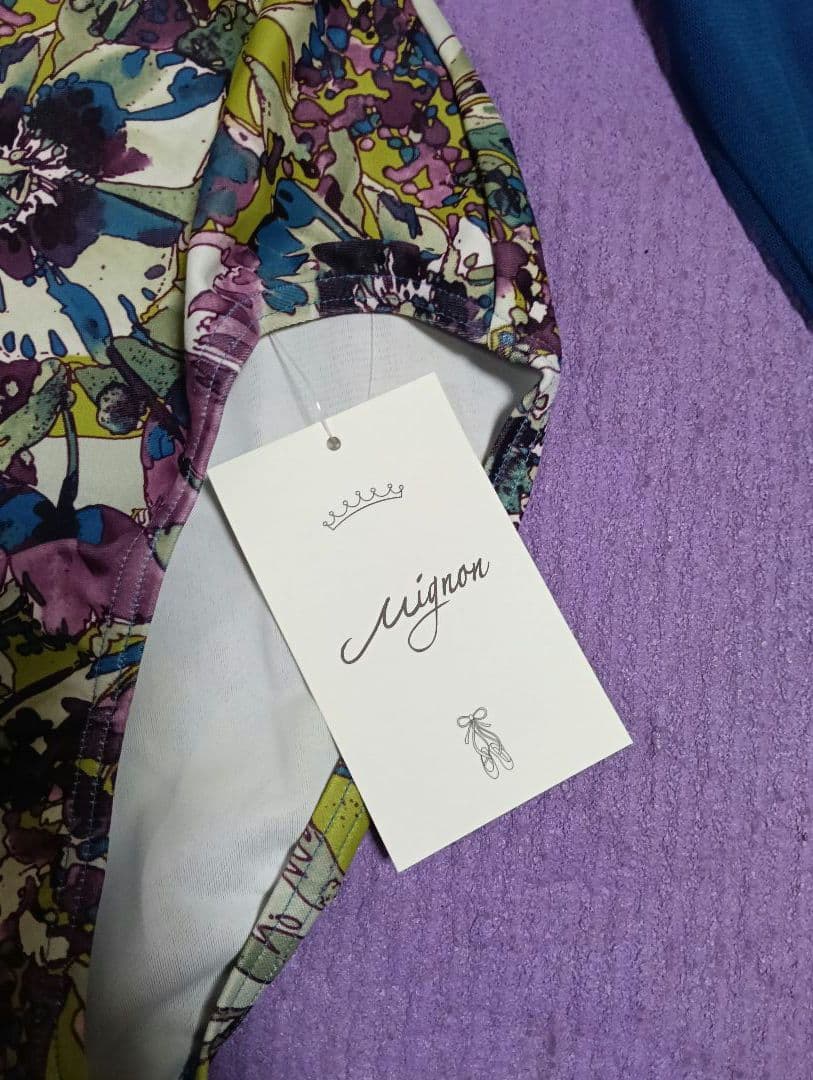 ミニヨンMignon 花柄 長袖レオタード Мサイズ