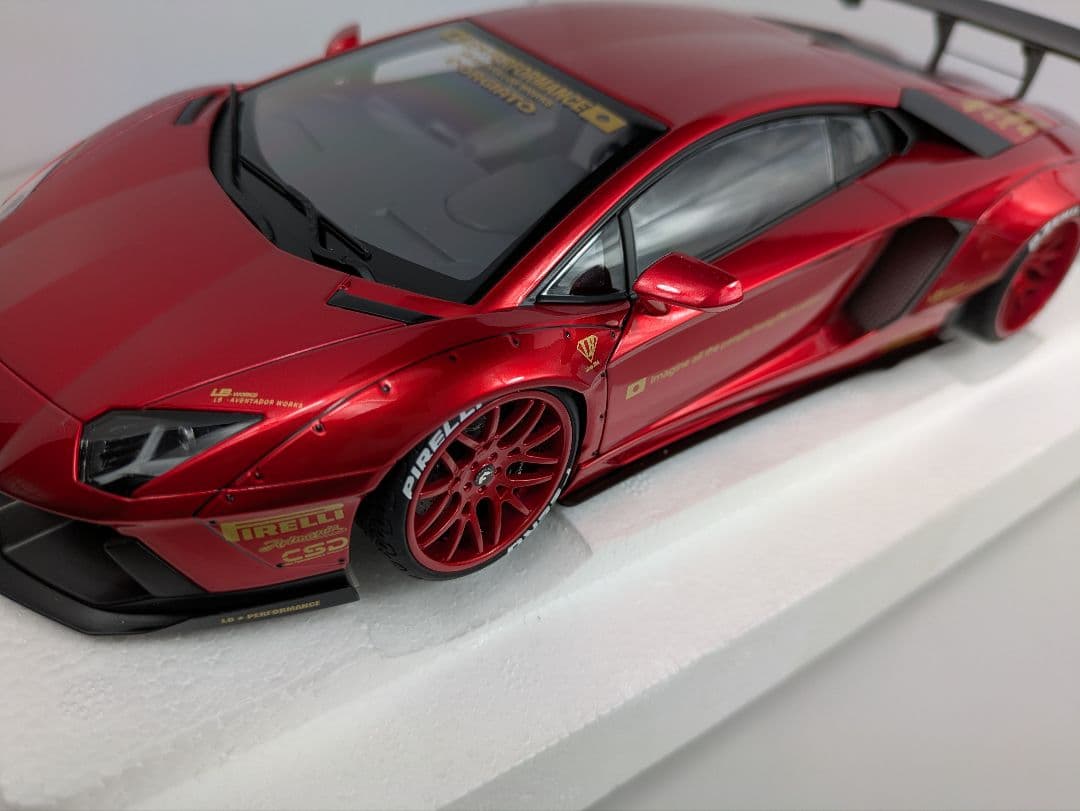 1/18 ミニカー オートアート ランボルギーニ アヴェンタドール LB-WA