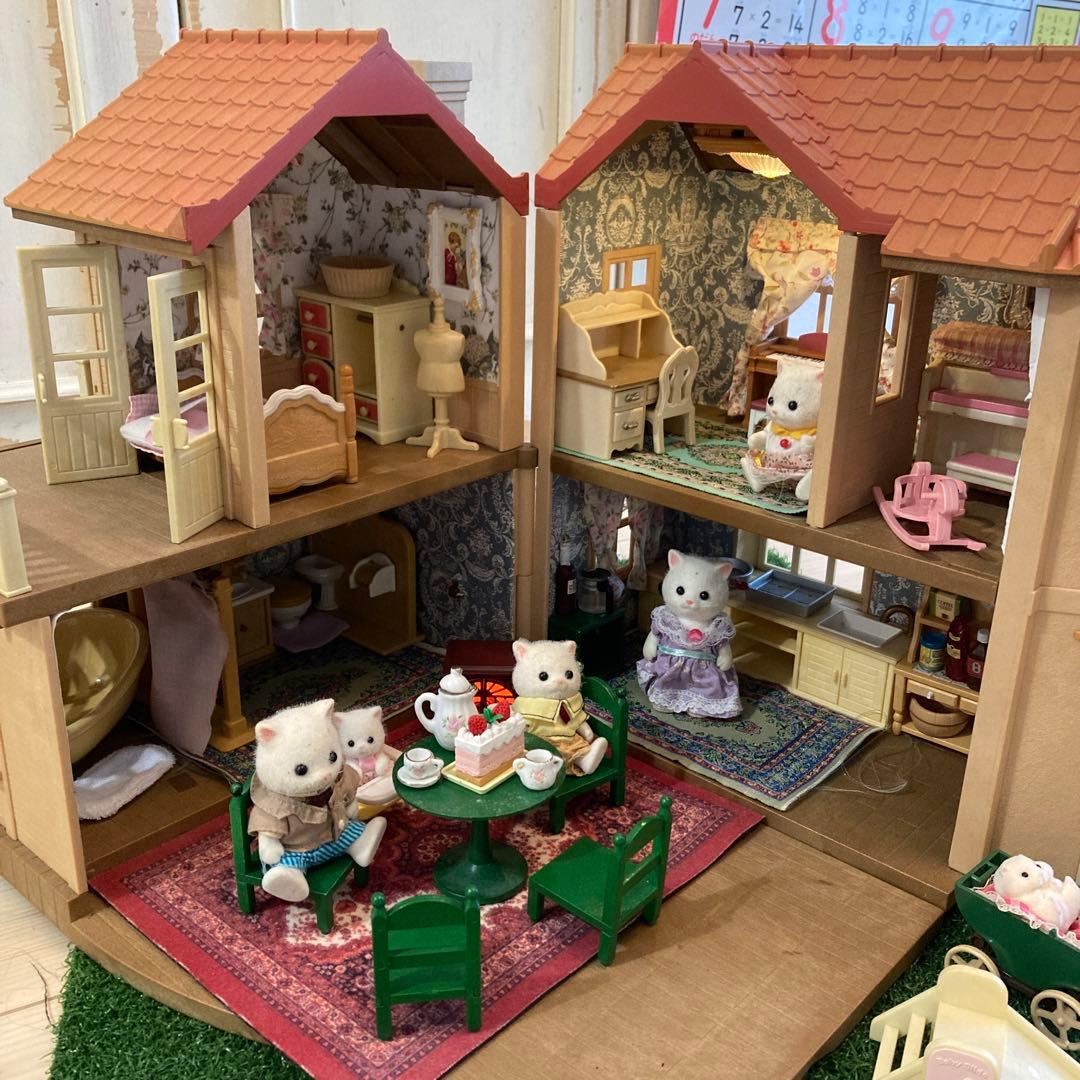 あかりの灯る大きなお家 シルバニアファミリー ペルシャネコ ファミリー セット