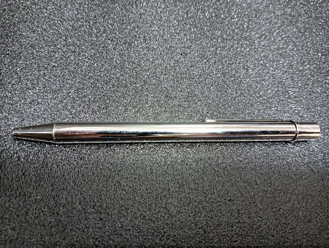 Cartier シルバーボールペン