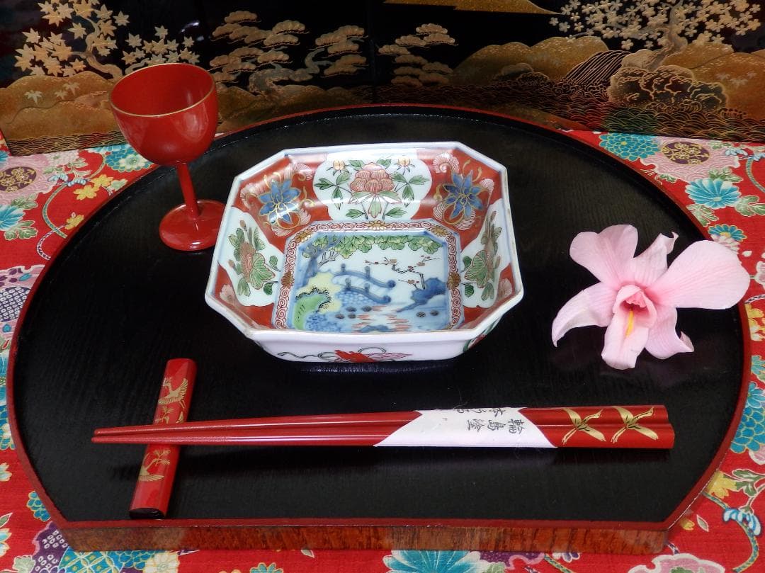 大聖寺伊万里　金襴手　窓絵　牡丹に菊　四方角向付　５客　N1643A-CLv