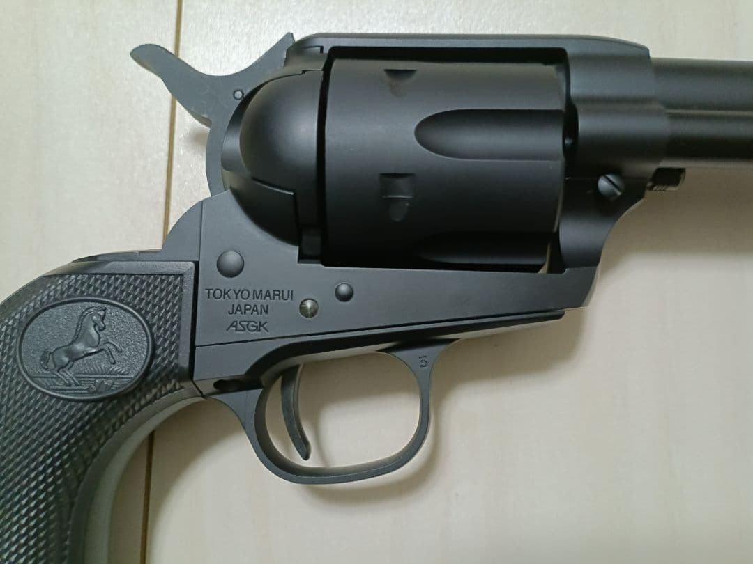 【中古品】東京マルイ エアガン「SAA.45 アーティラリー 5 1/2インチ」