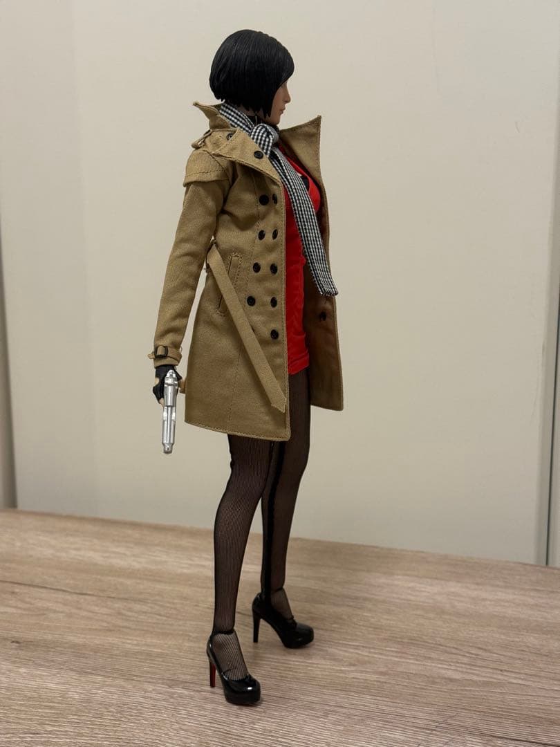 バイオハザード　エイダ・ウォン　可動フィギュア　1/6