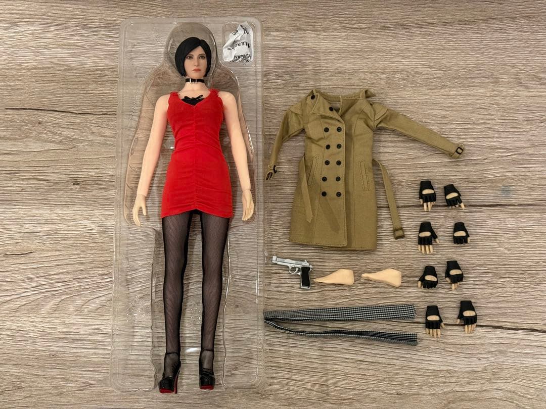 バイオハザード　エイダ・ウォン　可動フィギュア　1/6