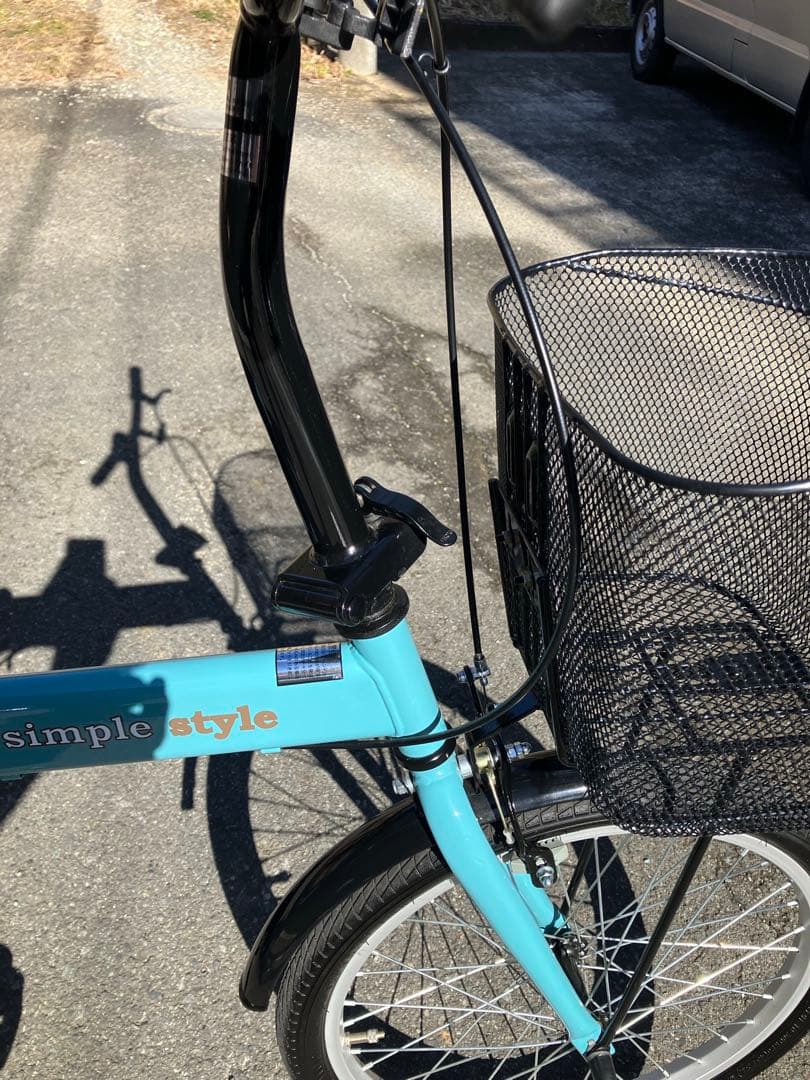 シンプルスタイル20インチ　折りたたみ自転車　カゴつき