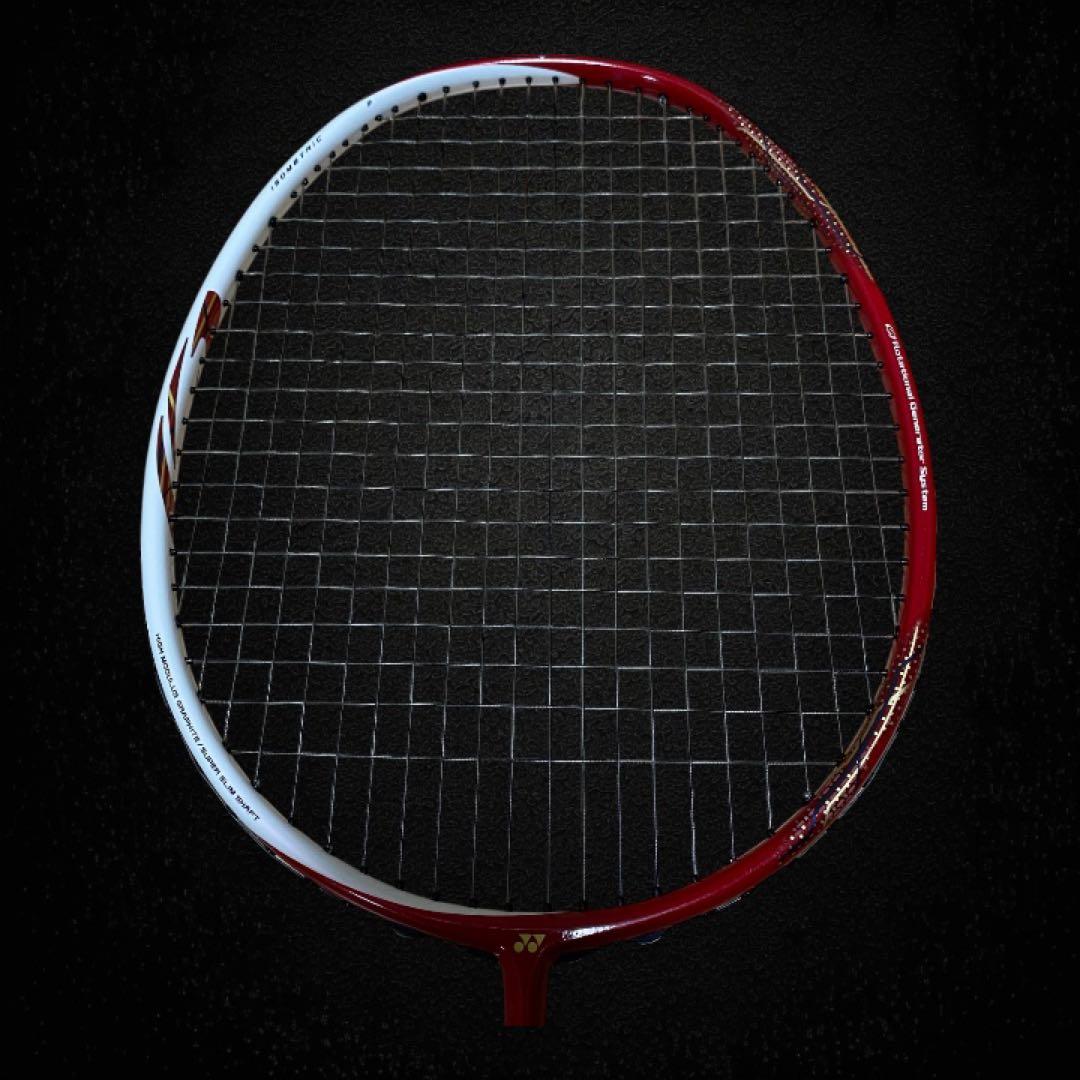美品✨限定色✨YONEX ASTROX 88S 4UG5