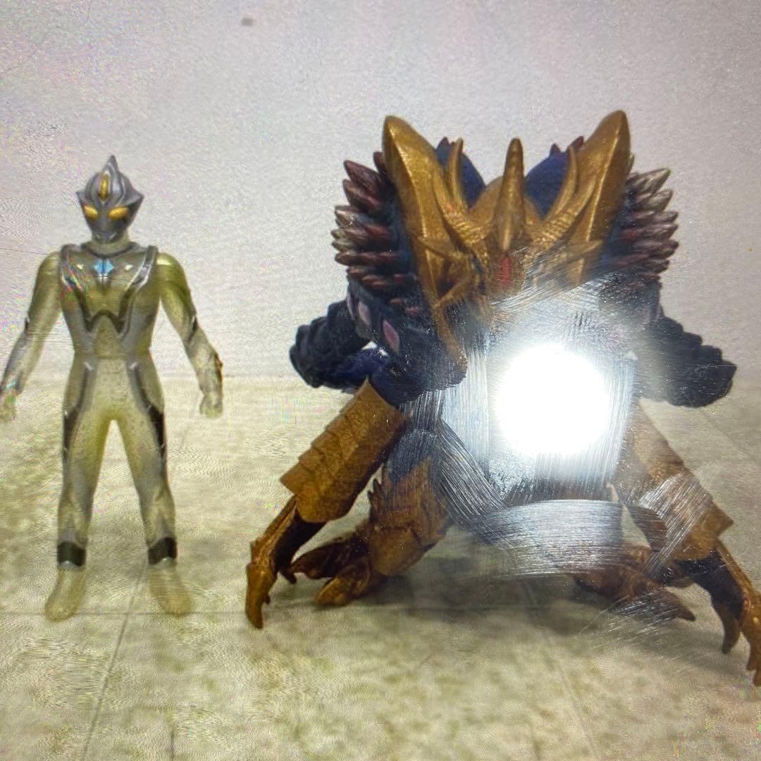 ウルトラマンメビウス　メビウスインフィニティー&Uキラーザウルスセット