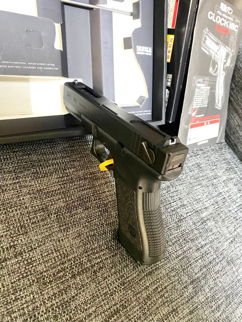 東京マルイ　グロック18C 電動ガン　美品カスタム済み