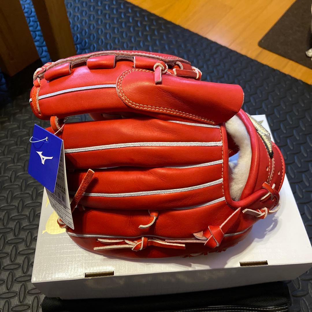 ミズノ　Global Elite 硬式グローブ 限定カラー：ラディッシュ