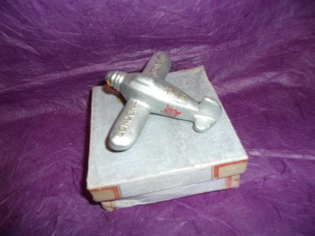 戦前 航空機型土鈴神風(超珍品)「 TOKYOーLONDON 記録飛行」趣味の会