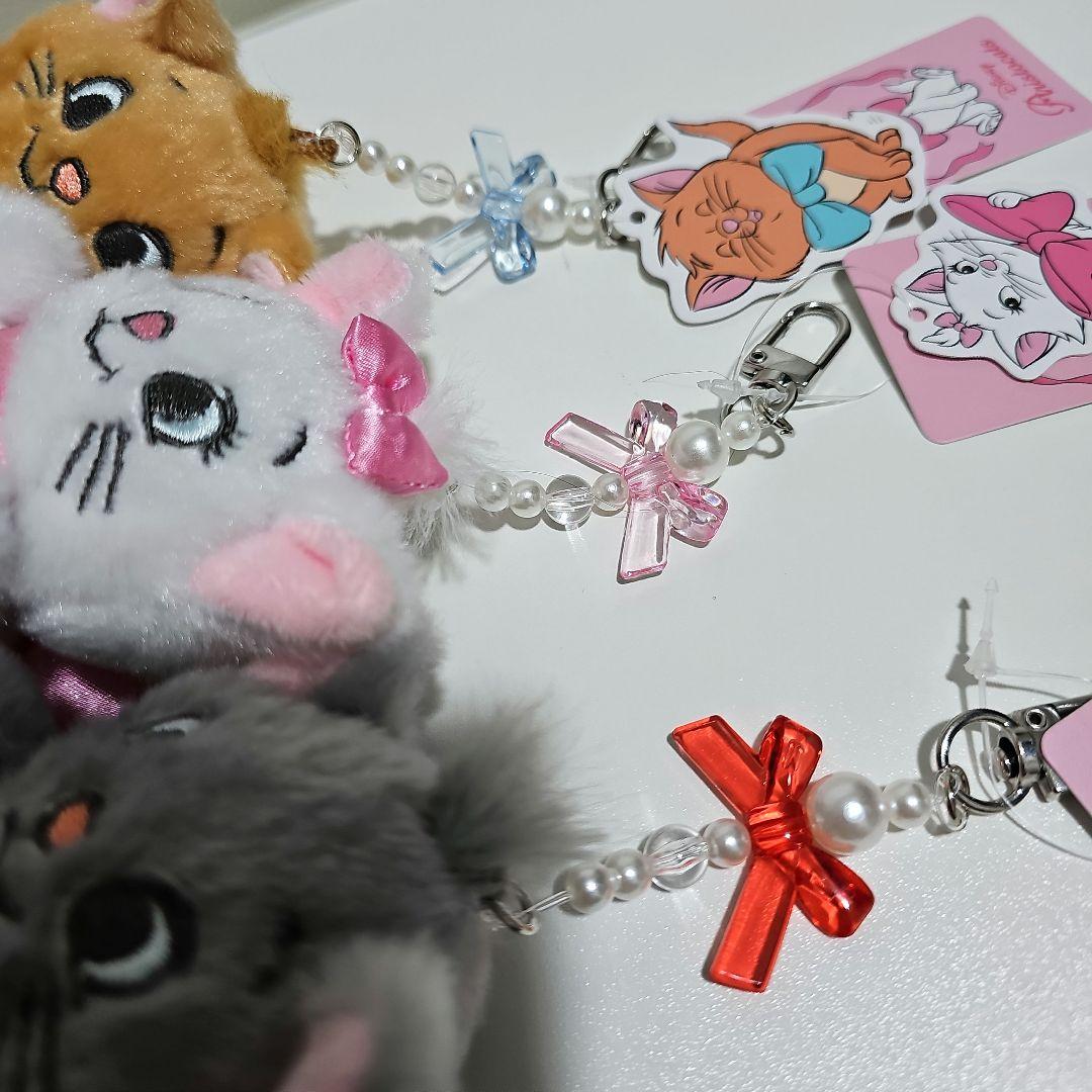韓国　限定　ディズニー マリーちゃん　おしゃれキャット キーホルダー　ぬいキー