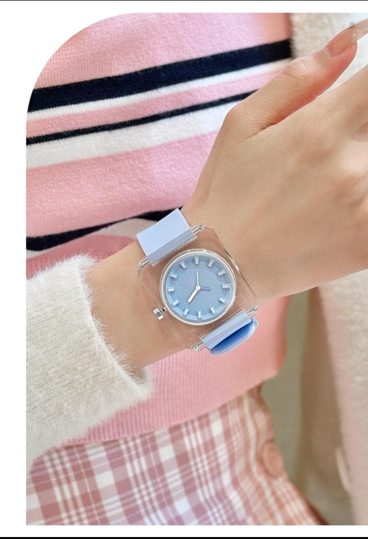 シナモンロール サンリオ クリア アクアブルー 腕時計 限定 海外 コラボ