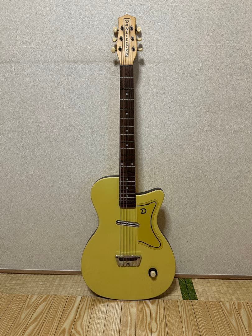 DANELECTRO エレキギター イエロー [早い者勝ちです！]
