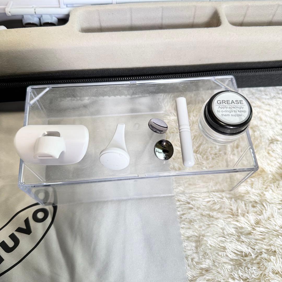 美品 NUVO プラスチック製フルートStudent J Flute 管楽器