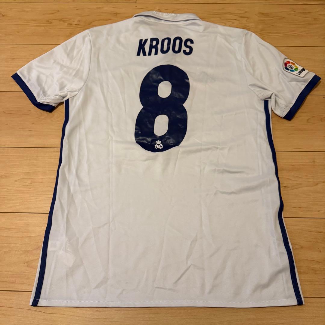 レアル・マドリードユニフォーム　トニクロース