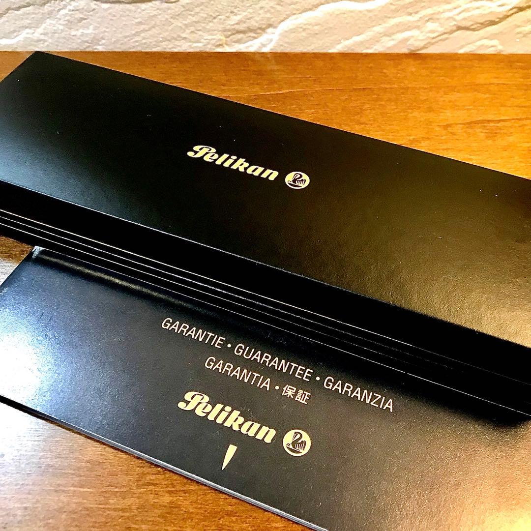 ☆ほぼ新品未使用☆美しいペリカン万年筆M405ブルー縞(Ｆ)