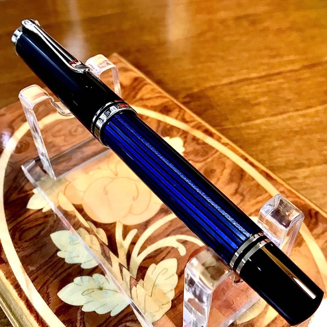 ☆ほぼ新品未使用☆美しいペリカン万年筆M405ブルー縞(Ｆ)