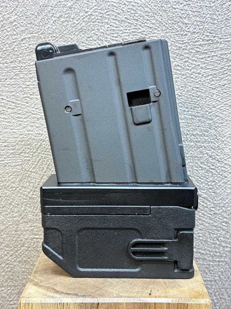 R7-13 東京マルイ GBB M4 マガジンアダプター 外部ソース仕様