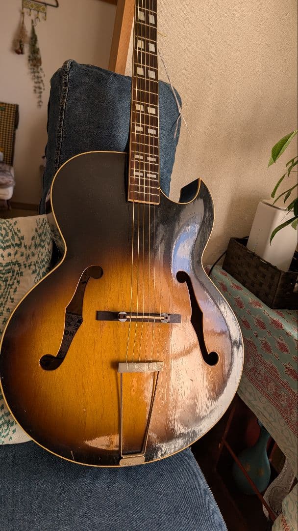 サンバースト アコースティックギター フルボディピックギターmontano昭和