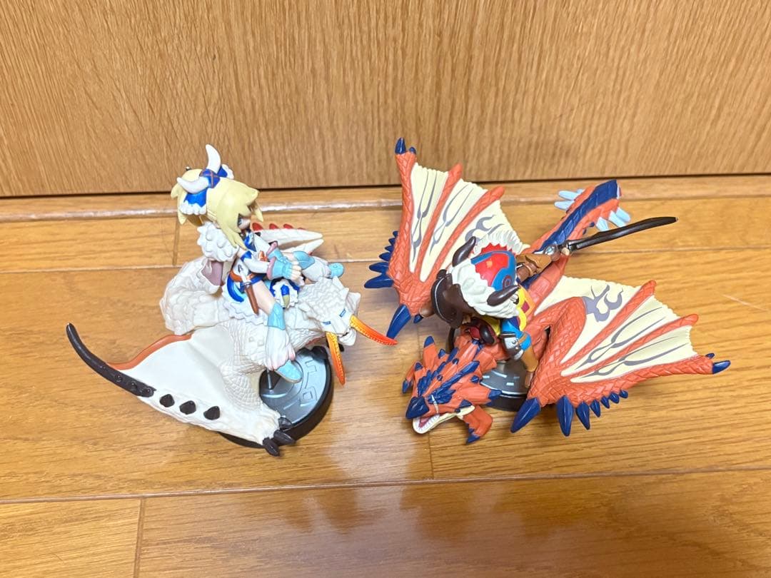 リオレウス ベリオロス amiibo