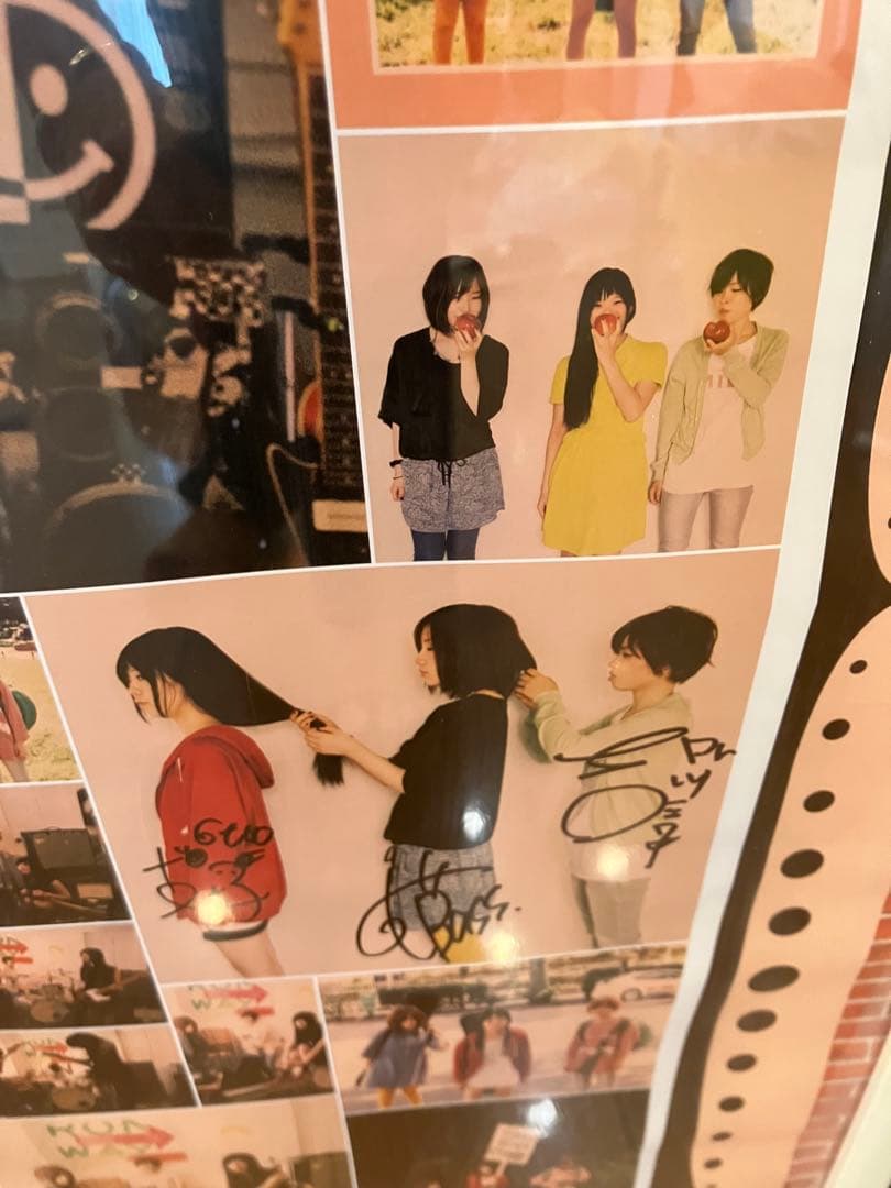 shishamo 初期の歴代ポスター サイン入りあります