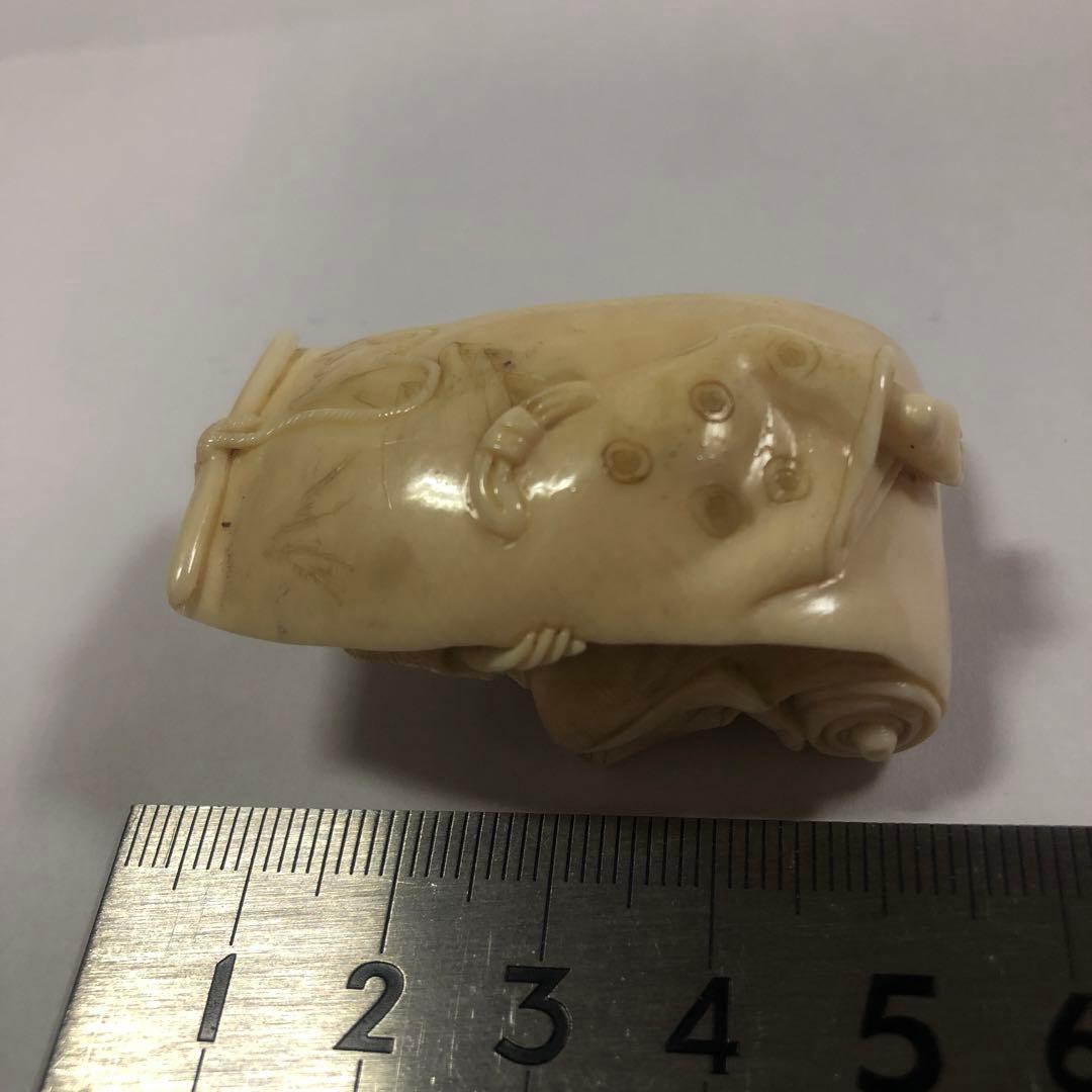 天然素材　鬼彫刻　根付　置物