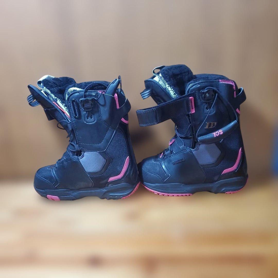 2回使用！DEELUXE スノーボードブーツ 21.5cm! 26171