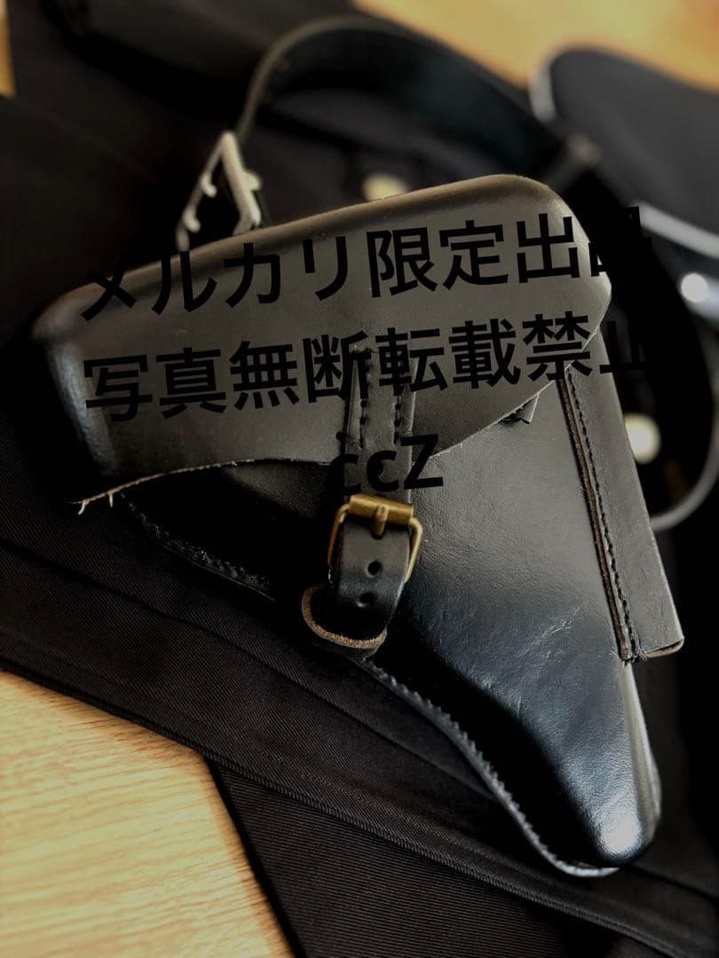 ドイツ軍　P08 ホルスター　精密復刻版　本革