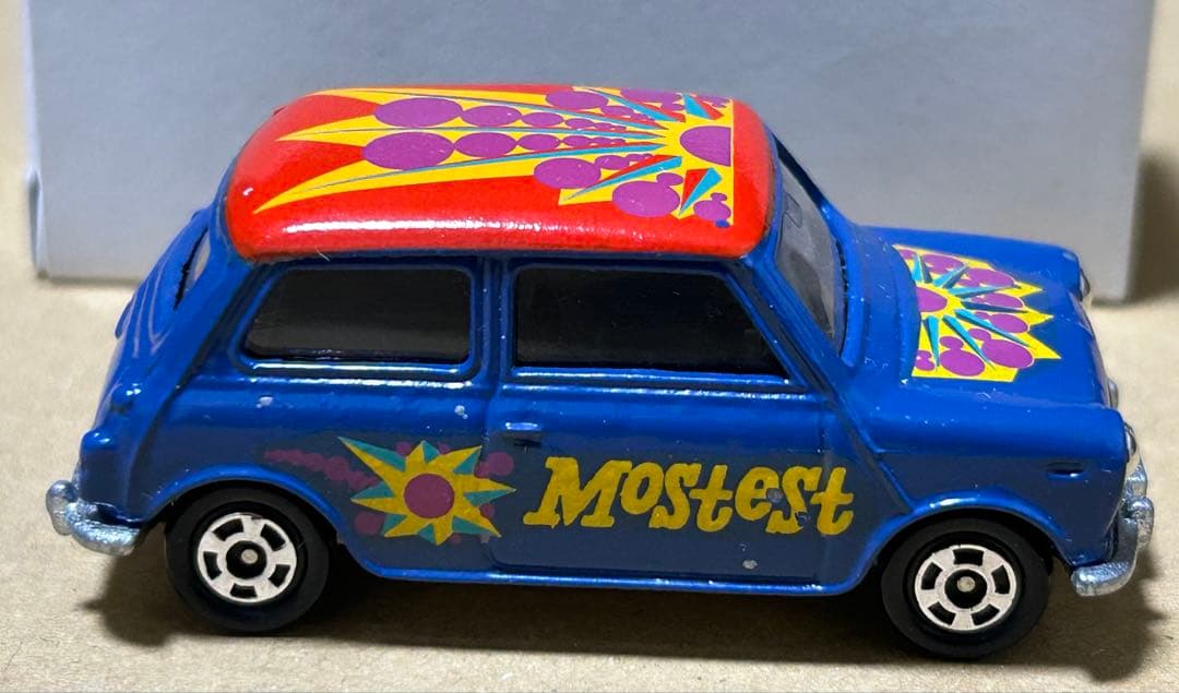 トミカ ミニクーパー トラフィック特注 ポップアート 群青色/赤ルーフ