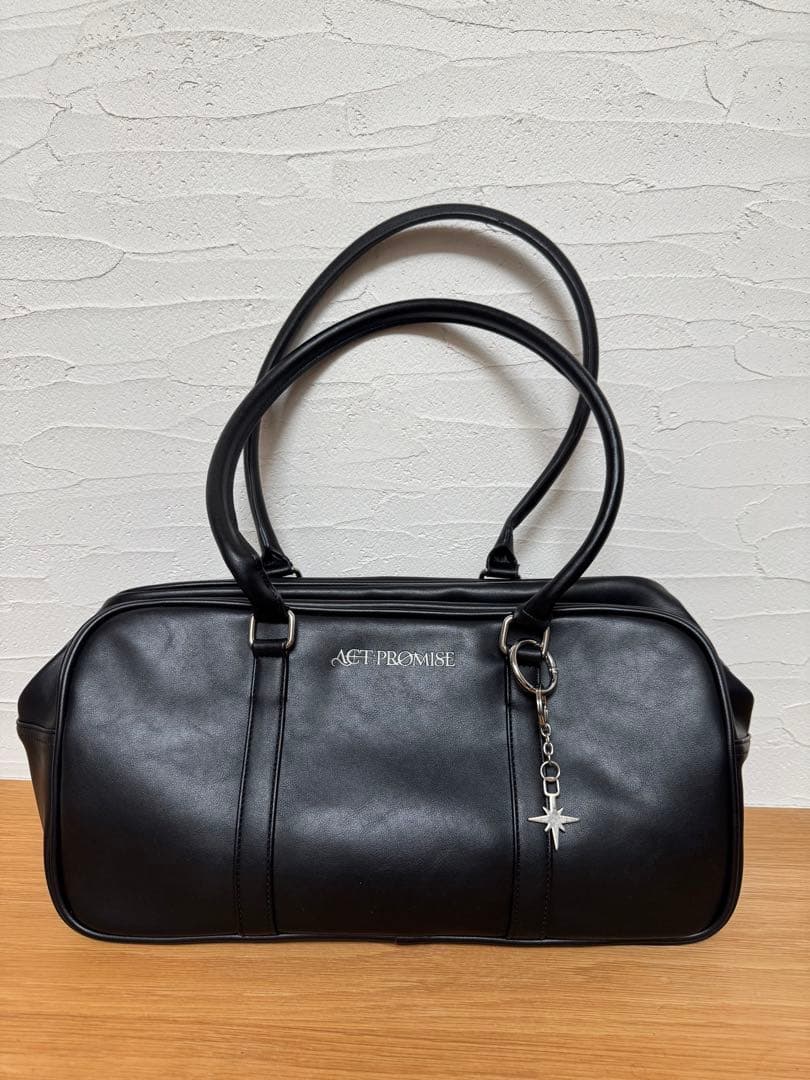 TXT ACT:PROMISEショルダーバッグ　shoulder bag