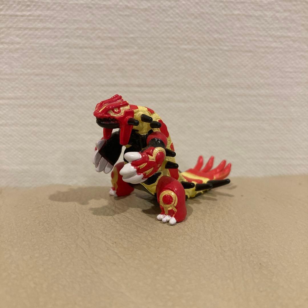 ポケモン　ゲットコレクションズ　ゲンシグラードン　フィギュア　レア