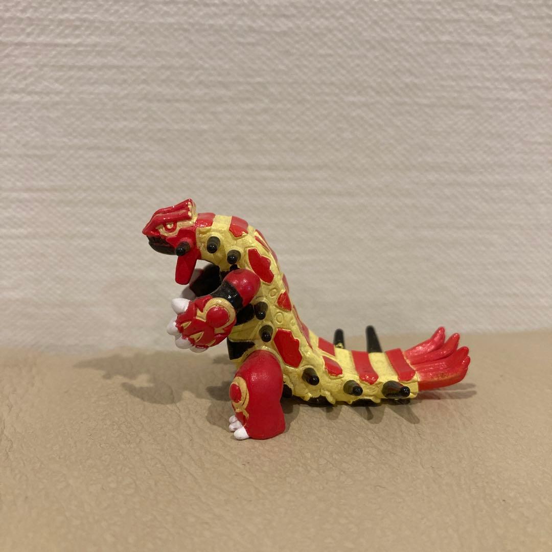 ポケモン　ゲットコレクションズ　ゲンシグラードン　フィギュア　レア