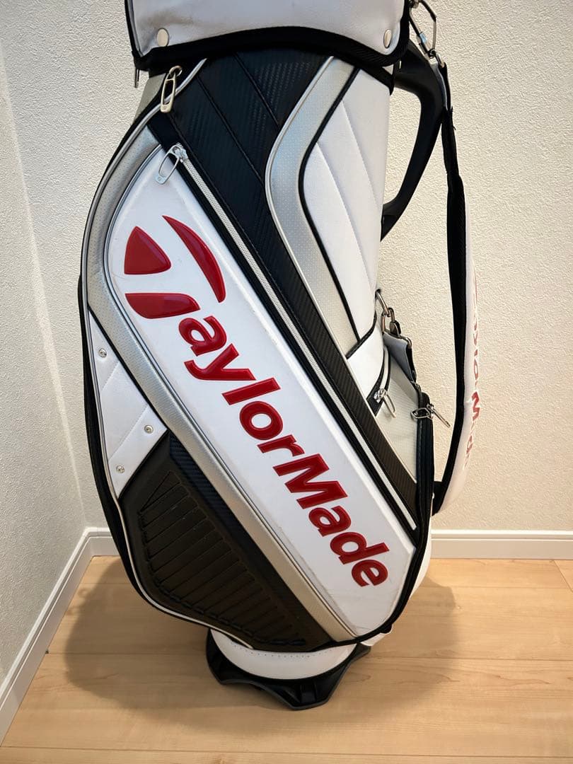 テーラーメイド、キャディバッグ